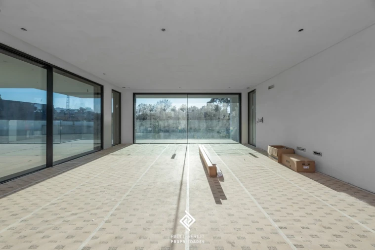 Moradia T4 para Venda em Pedroso e Seixezelo Foto 9