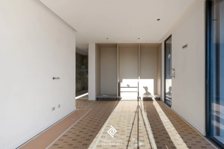 Moradia T4 para Venda em Pedroso e Seixezelo Foto 18