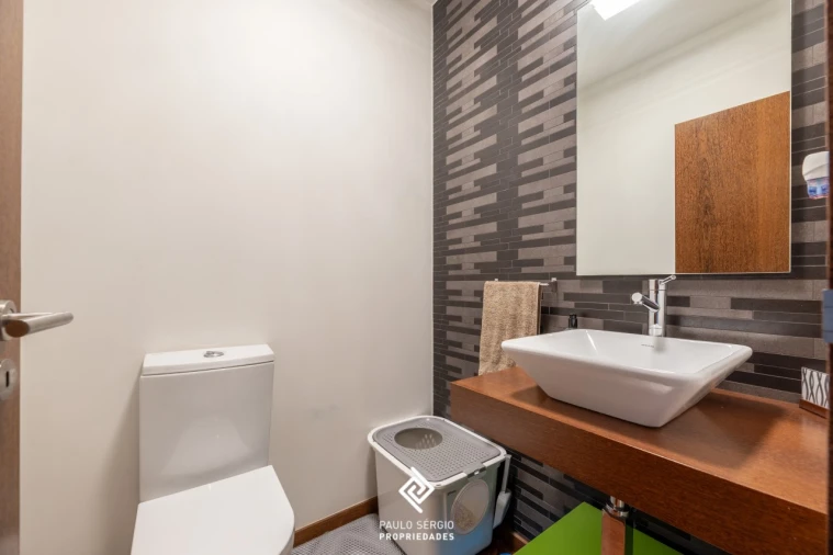 Apartamento T3 para Venda em Vilar de Andorinho Foto 8