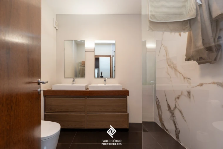 Apartamento T3 para Venda em Vilar de Andorinho Foto 18