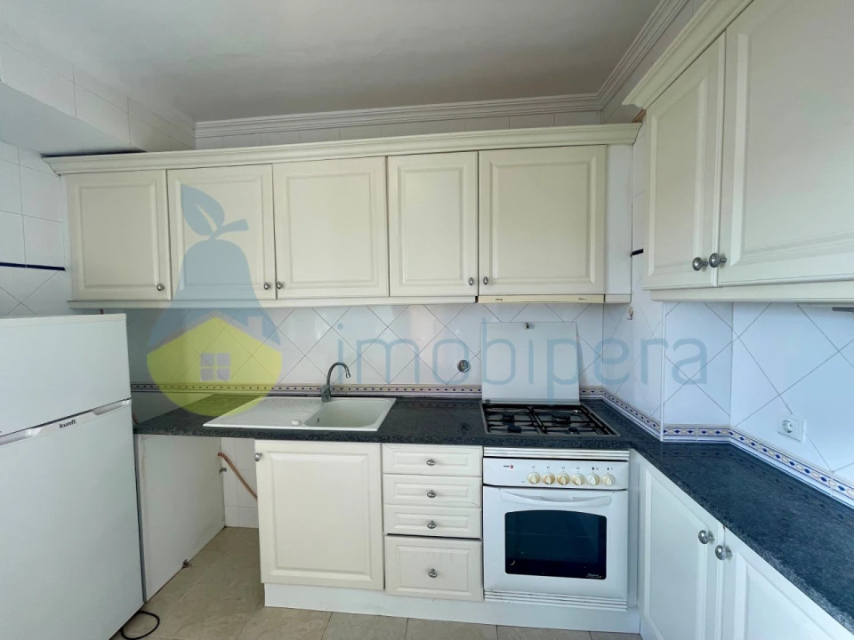 Apartamento T1 para Venda em Guia Foto 13