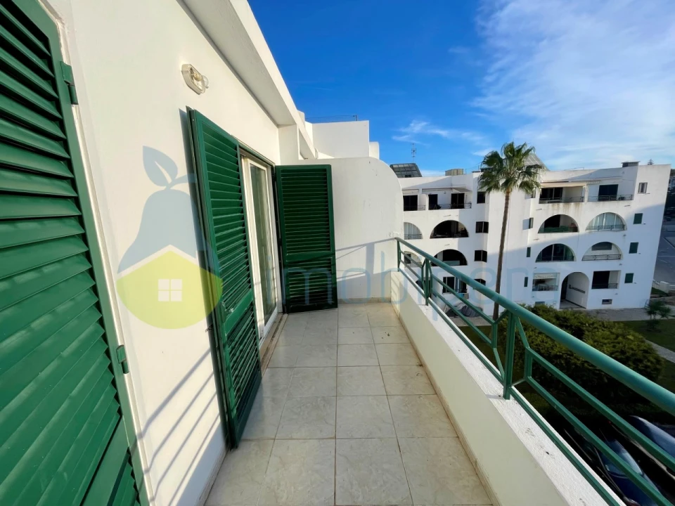 Apartamento T1 para Venda em Guia Foto 19