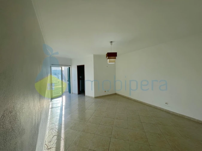 Apartamento T1 para Venda em Guia Foto 7