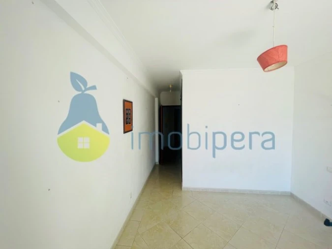 Apartamento T1 para Venda em Guia Foto 15