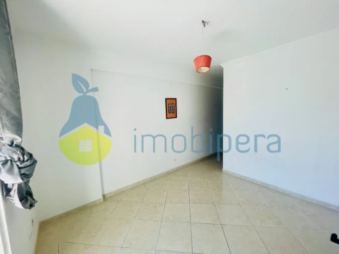 Apartamento T1 para Venda em Guia Foto 16