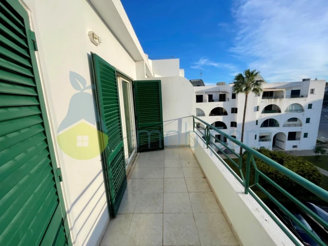 Apartamento T1 para Venda em Guia Foto 19