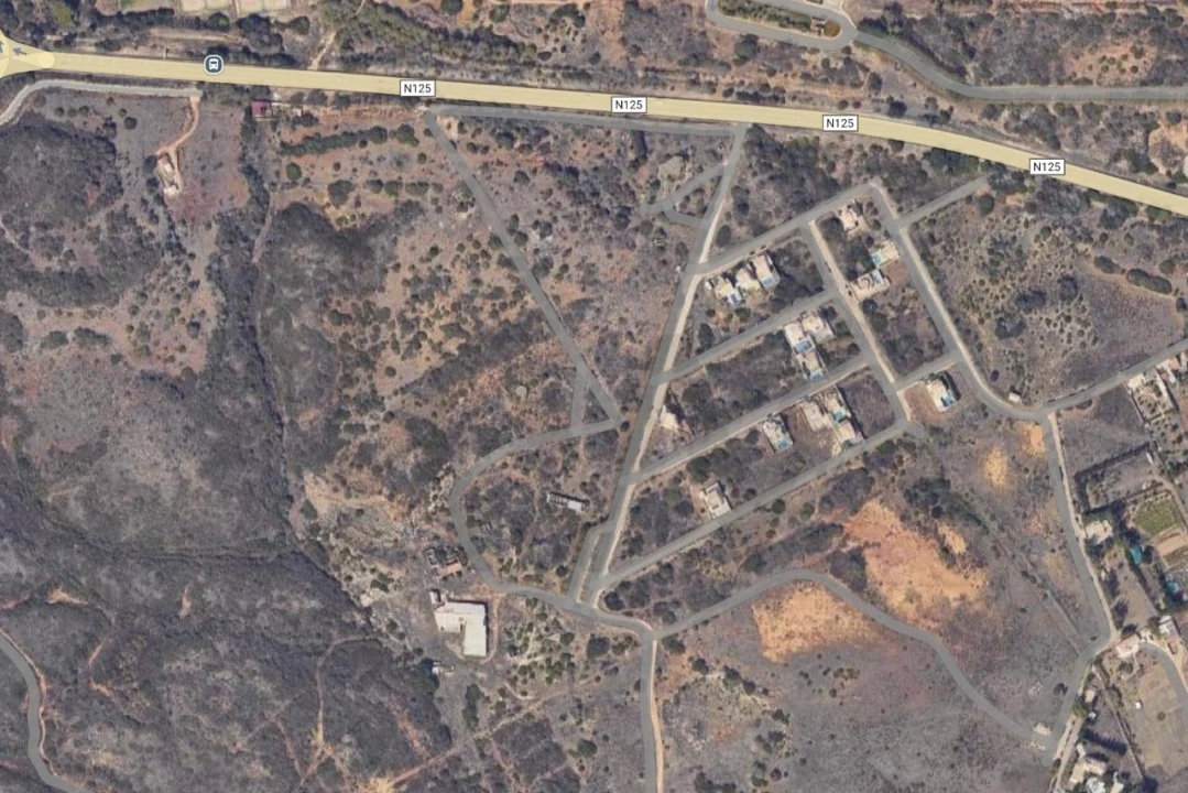 Terreno para Venda em Budens Foto 1