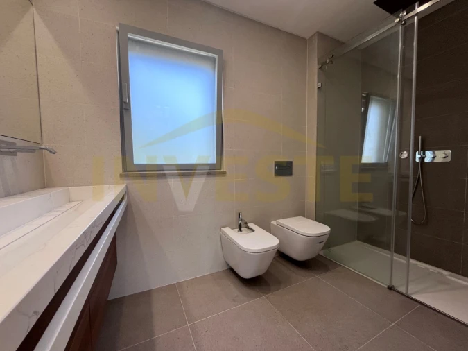 Moradia T4 para Venda em Alcabideche Foto 22