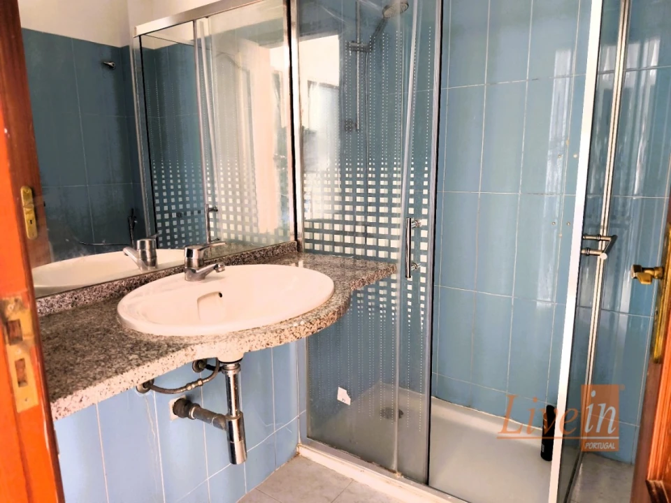 Moradia T4 para Venda em Ericeira Foto 12