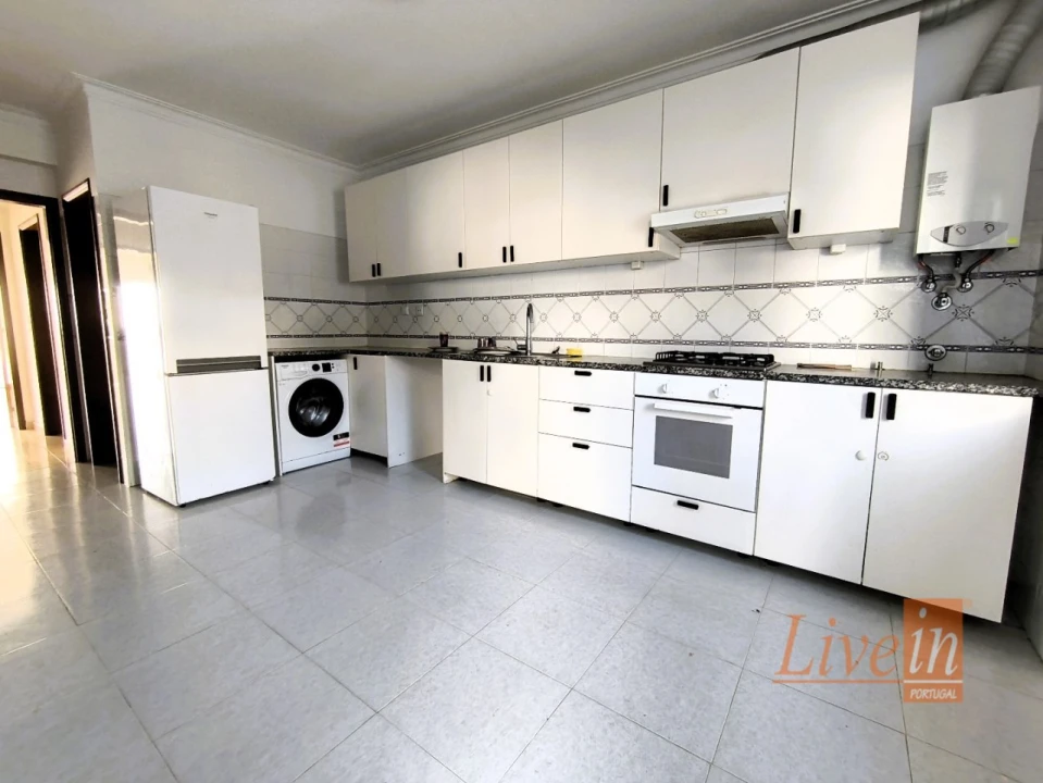 Moradia T4 para Venda em Ericeira Foto 14