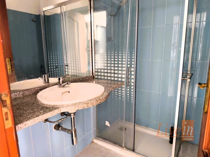 Moradia T4 para Venda em Ericeira Foto 12