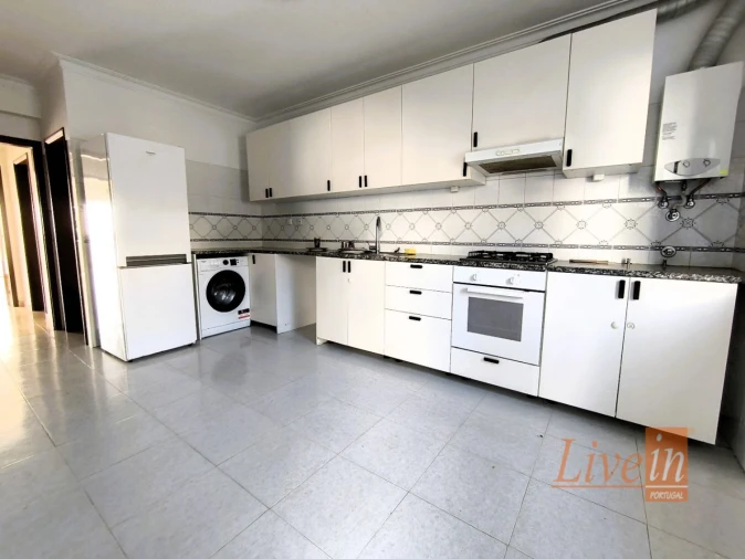 Moradia T4 para Venda em Ericeira Foto 14