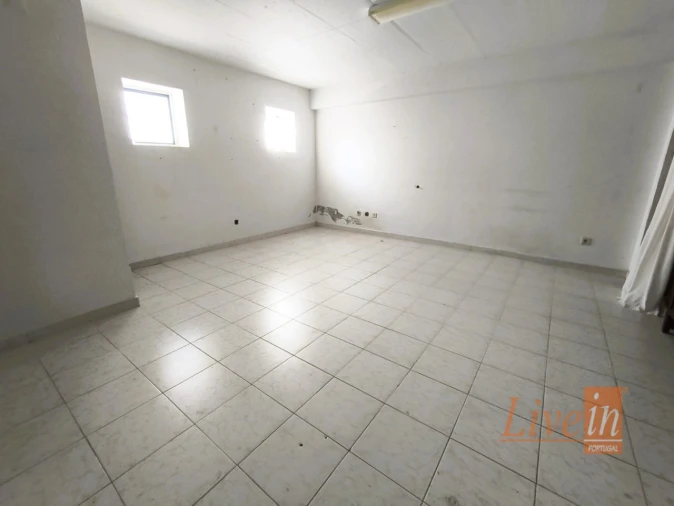 Moradia T4 para Venda em Ericeira Foto 38