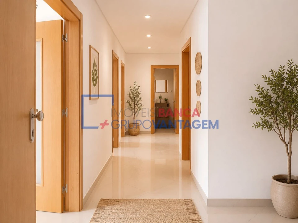 Apartamento T4 para Venda em Pinhal Novo Foto 7