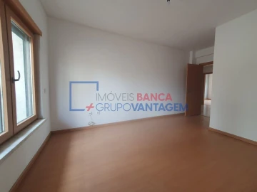 Apartamento T4 para Venda em Pinhal Novo