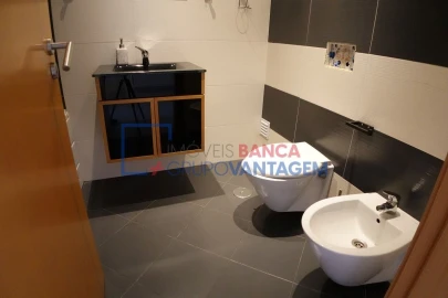 Apartamento T4 para Venda em Pinhal Novo