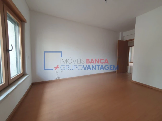 Apartamento T4 para Venda em Pinhal Novo Foto 11
