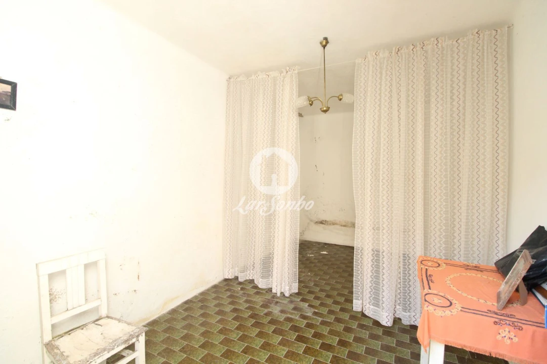 Moradia T4 para Venda em Campelo e Ovil Foto 6