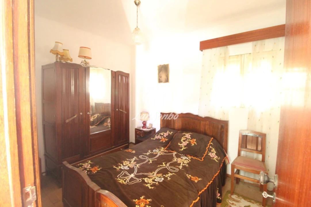 Moradia T4 para Venda em Campelo e Ovil Foto 11