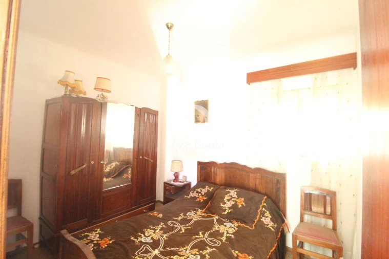 Moradia T4 para Venda em Campelo e Ovil Foto 12