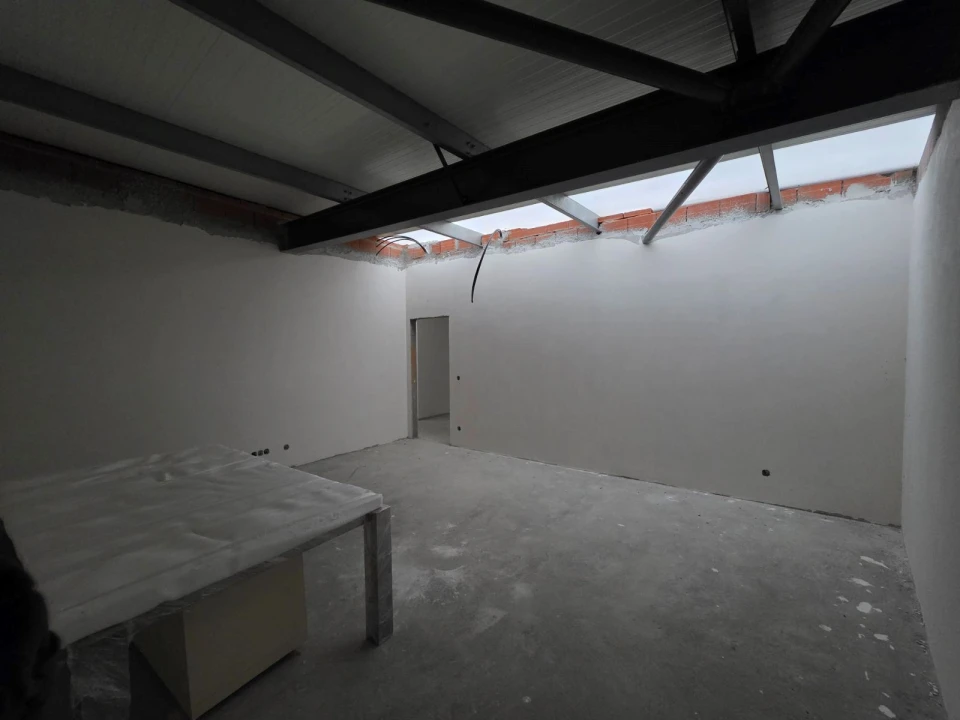 Armazém para Venda em Arcozelo Foto 13