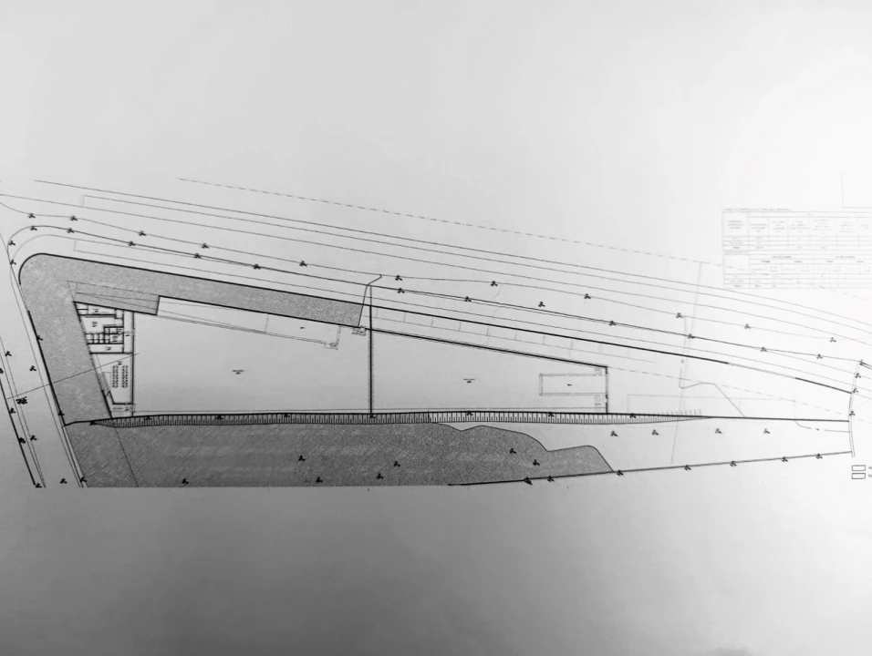 Armazém para Venda em Arcozelo Foto 20