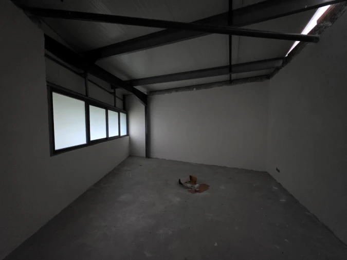 Armazém para Venda em Arcozelo Foto 11