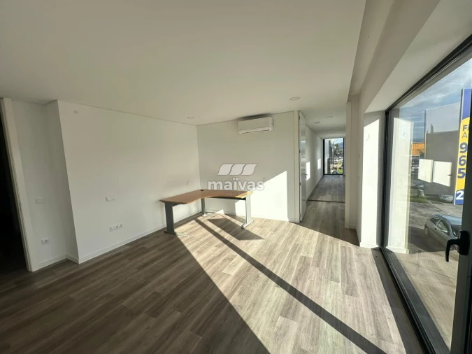 Escritório para Arrendamento em Soutelo