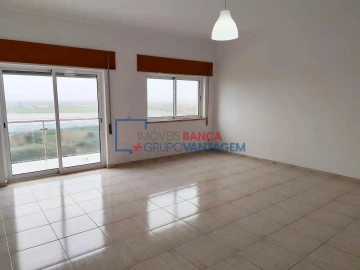 Apartamento T2 para Venda em Azambuja