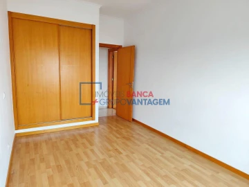 Apartamento T2 para Venda em Azambuja