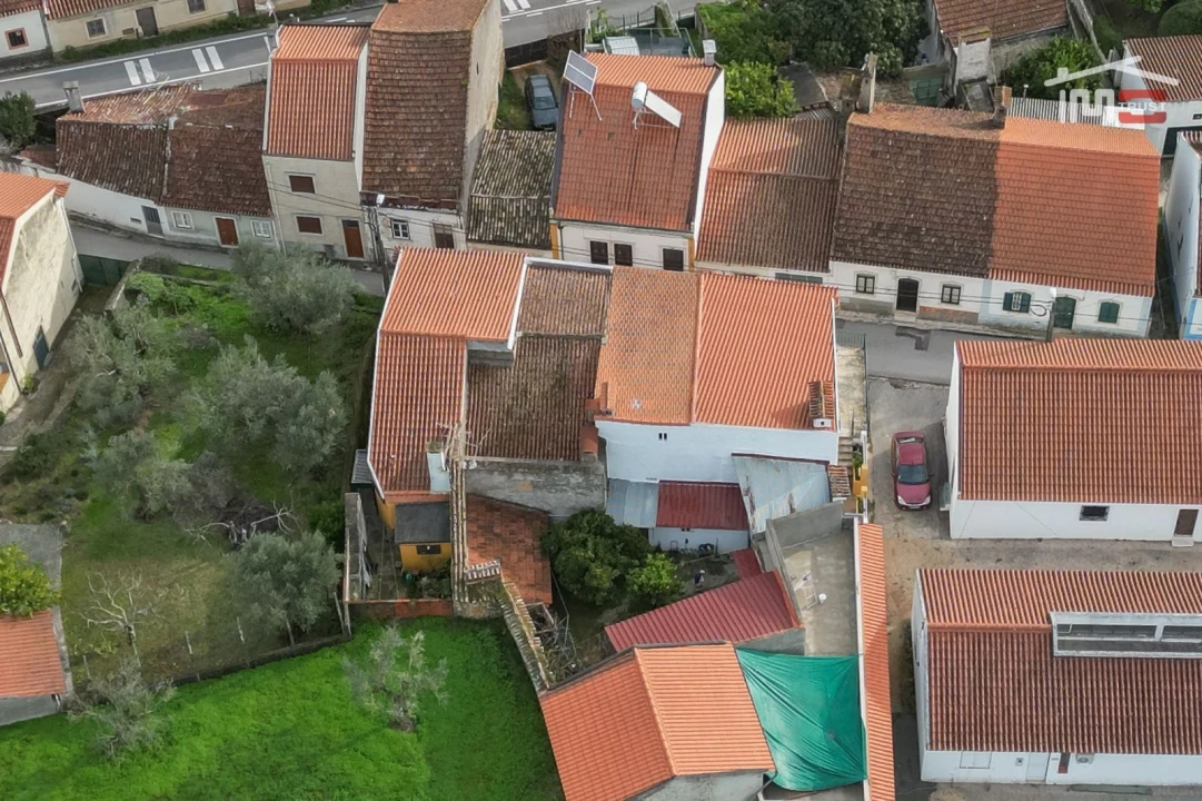 Moradia T2 para Venda em Carregueiros Foto 4