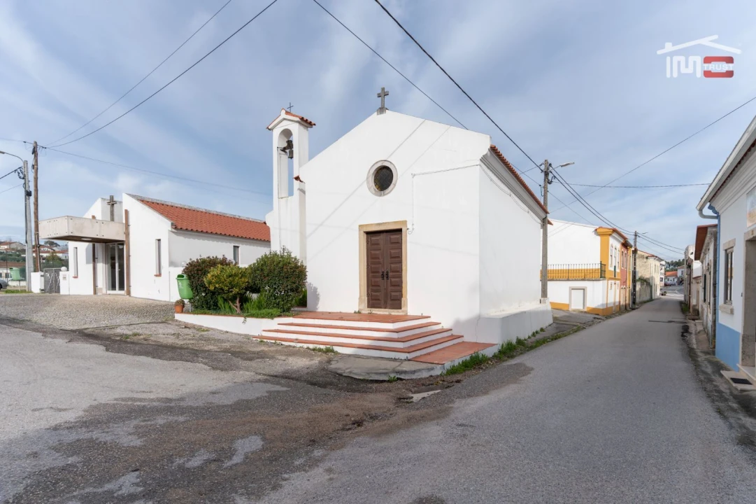 Moradia T2 para Venda em Carregueiros Foto 22