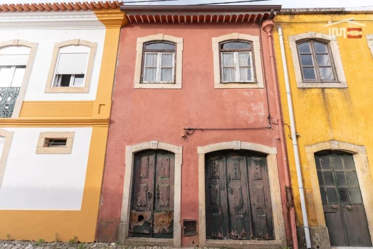 Moradia T2 para Venda em Carregueiros Foto 5