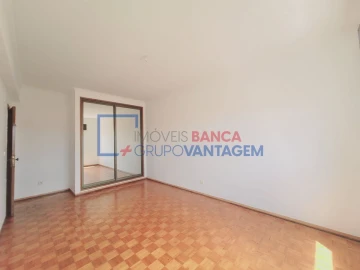 Apartamento T2 para Venda em Rio de Mouro