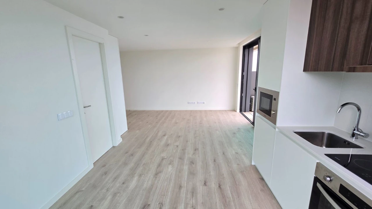 Apartamento T1 para Arrendamento em Custóias, Leça do Balio e Guifões Foto 16