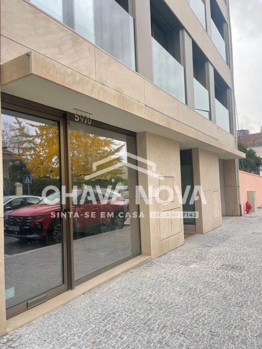 Loja para Arrendamento em Custóias, Leça do Balio e Guifões Foto 5