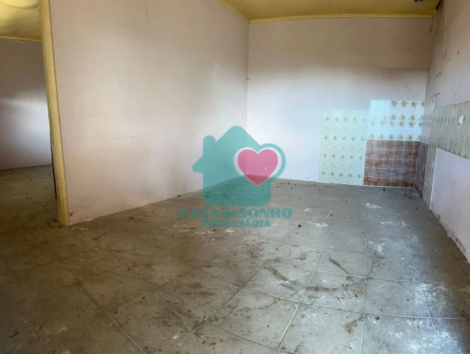 Moradia T3 para Venda em Alquerubim Foto 14