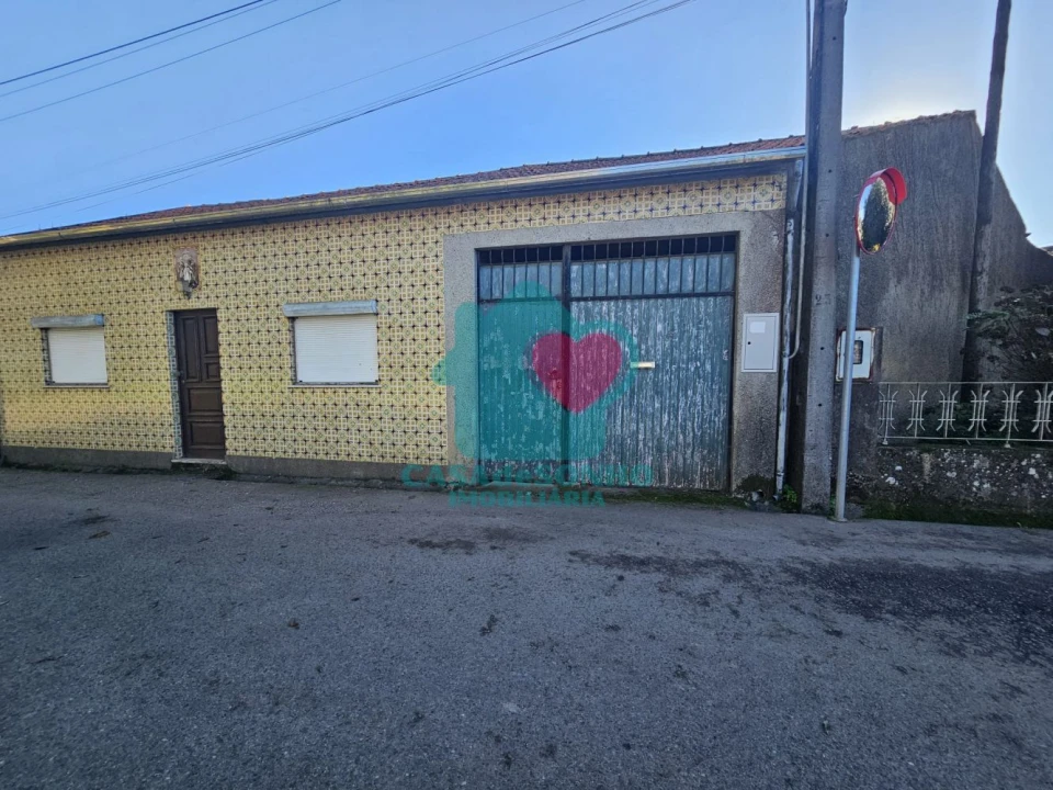 Moradia T3 para Venda em Alquerubim Foto 33