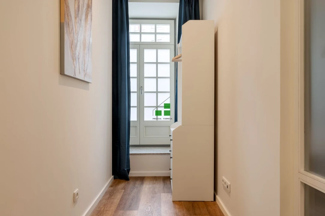 Apartamento T2 para Venda em Cedofeita, Santo Ildefonso, Sé, Miragaia, São Nicolau e Vitória Foto 6