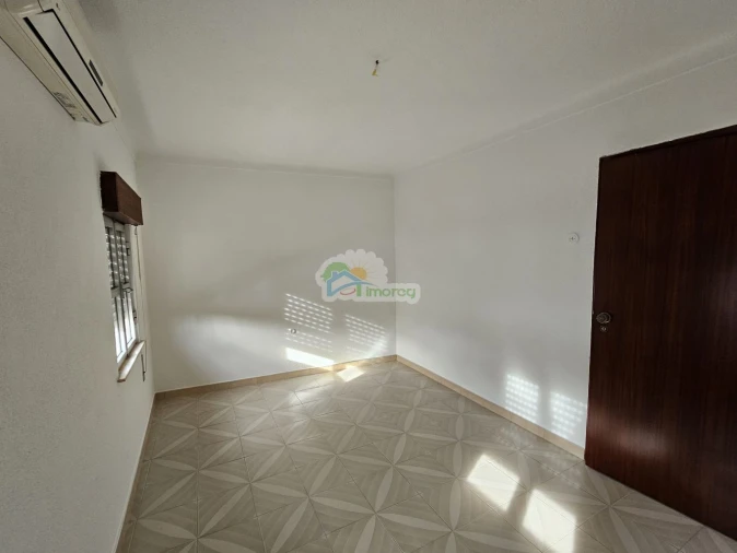 Moradia T3 para Venda em Campo e Campinho Foto 23