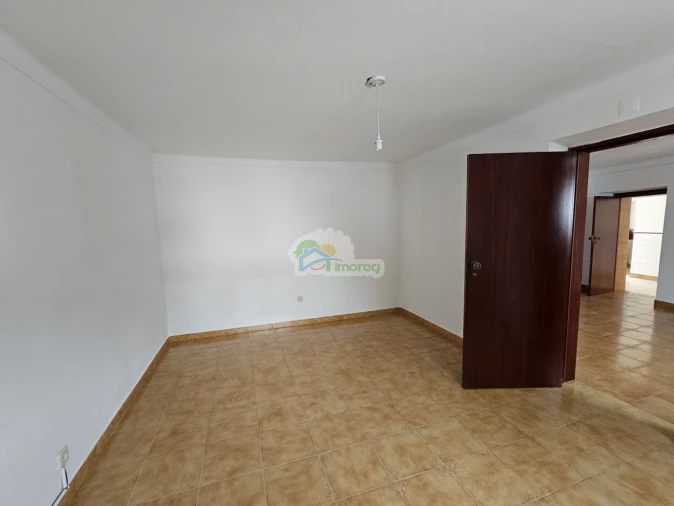 Moradia T3 para Venda em Campo e Campinho Foto 12