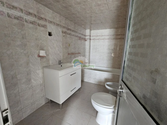 Moradia T3 para Venda em Campo e Campinho Foto 4