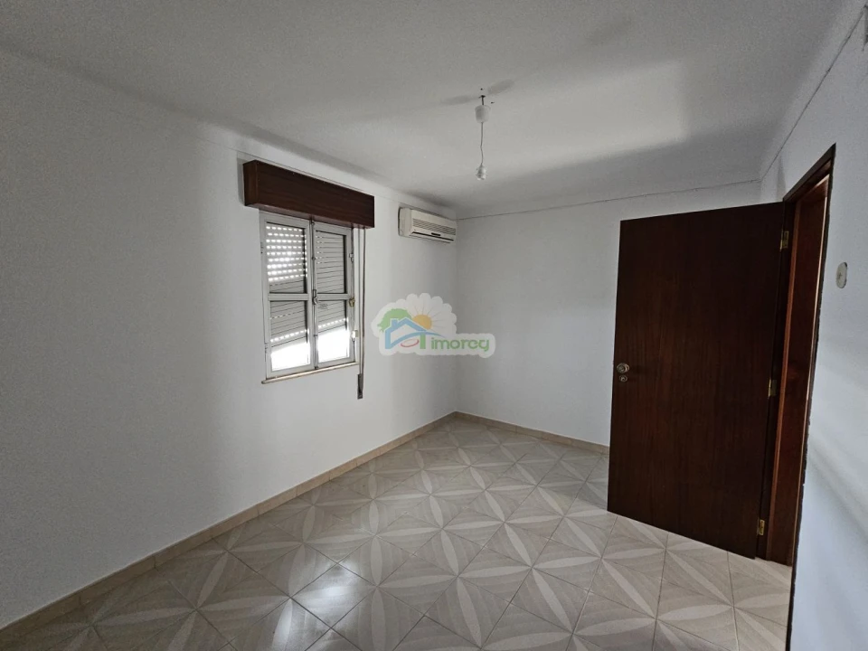 Moradia T3 para Venda em Campo e Campinho Foto 26