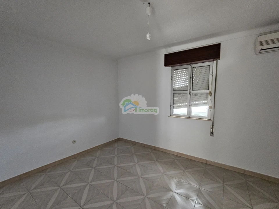 Moradia T3 para Venda em Campo e Campinho Foto 24