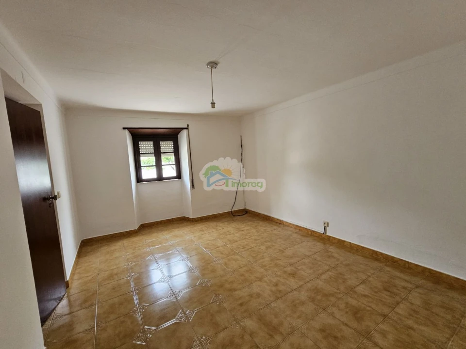 Moradia T3 para Venda em Campo e Campinho Foto 13