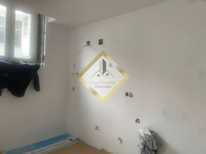 Apartamento T1 para Venda em Mafamude e Vilar do Paraíso Foto 10