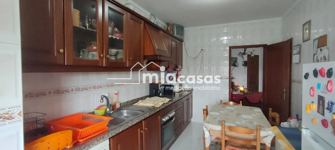 Apartamento T2 para Venda em Oiã Foto 2