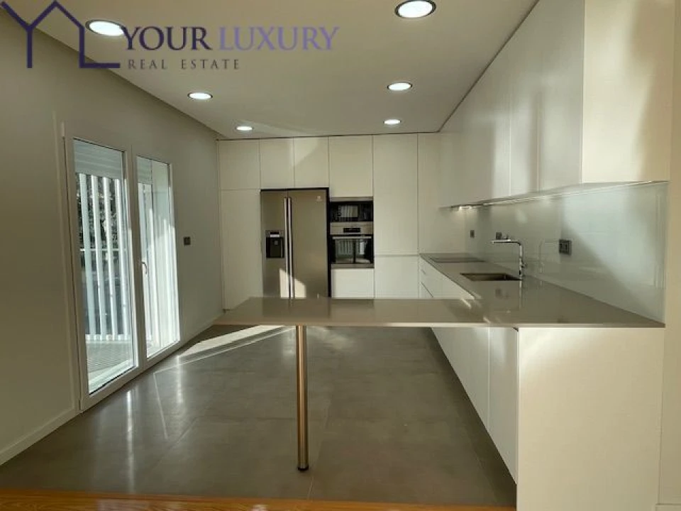 Apartamento T4 para Venda em Cascais e Estoril Foto 8