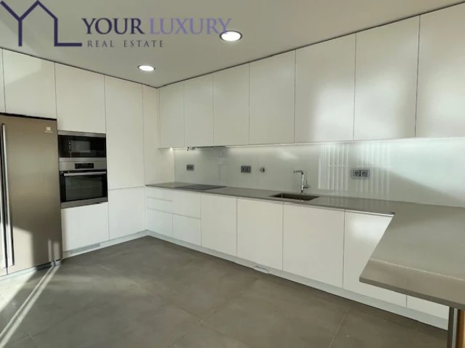 Apartamento T4 para Venda em Cascais e Estoril Foto 12