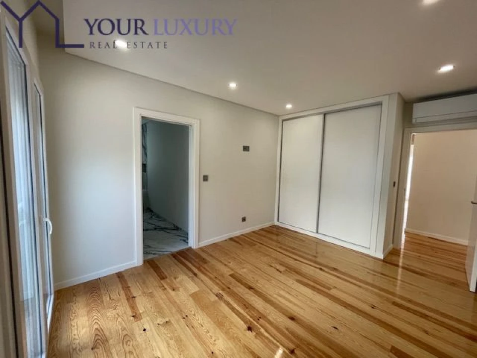 Apartamento T4 para Venda em Cascais e Estoril Foto 24